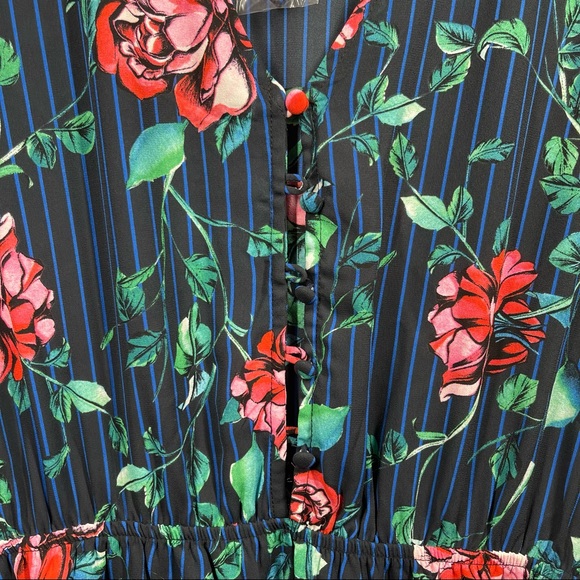 NWOT Everly Floral Dress - Picture 4 of 9